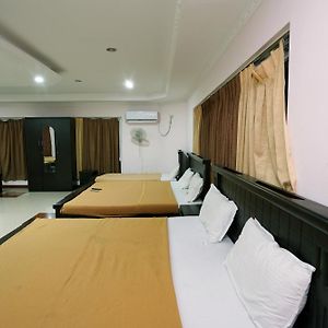 Dormitory Room Mixed